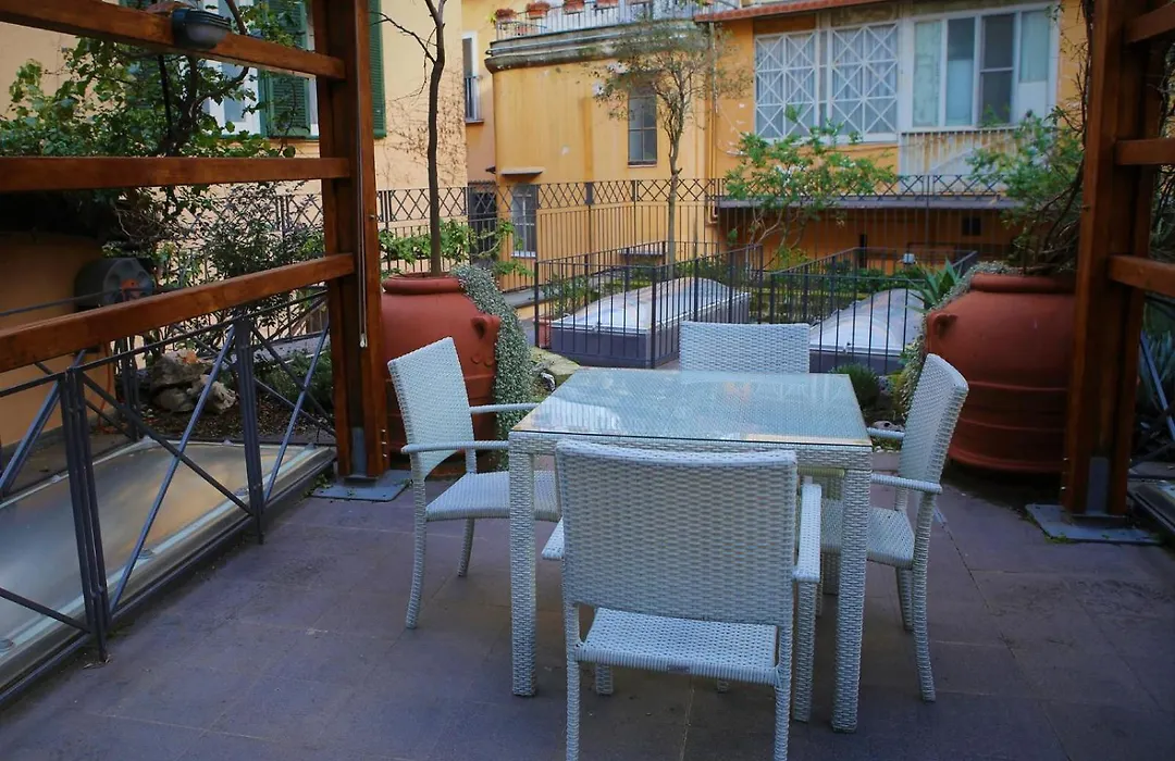 Suite Piazza Del Gesu By Domusextra-1
